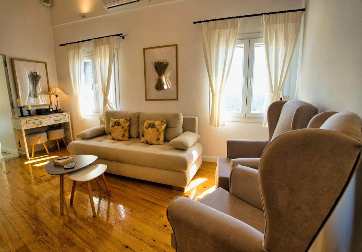 Pelekas Loft Apartment Ngoại thất bức ảnh