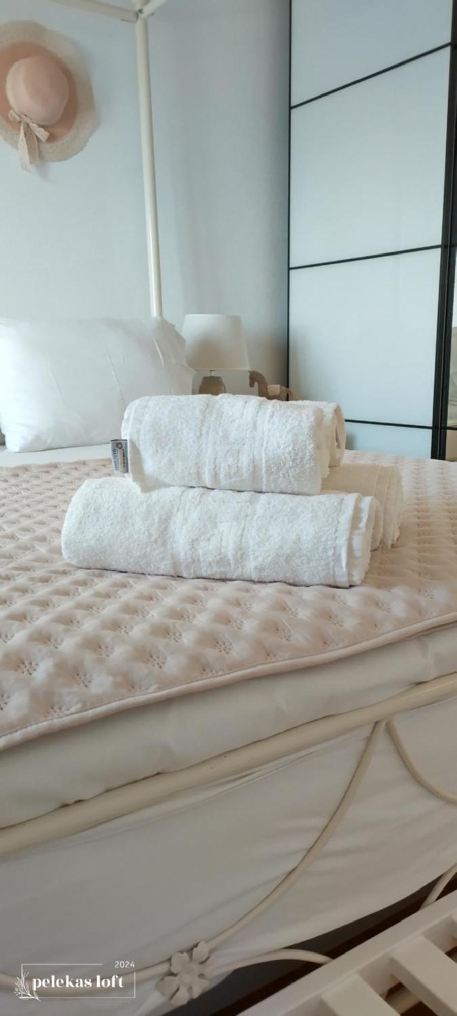 Pelekas Loft Apartment Ngoại thất bức ảnh